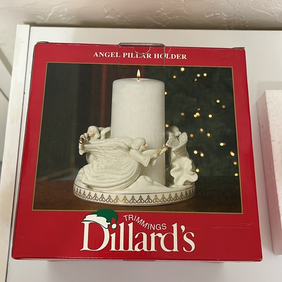 Ángel Pillar Holder from Trimmings Dillard’s. - Picture 15 of 15